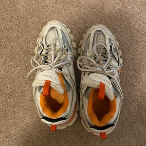 Balenciaga track